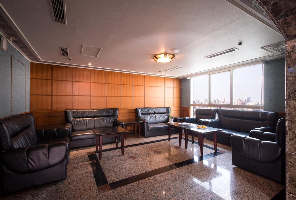 Formosa Corridor Hotel Taichung Exterior photo