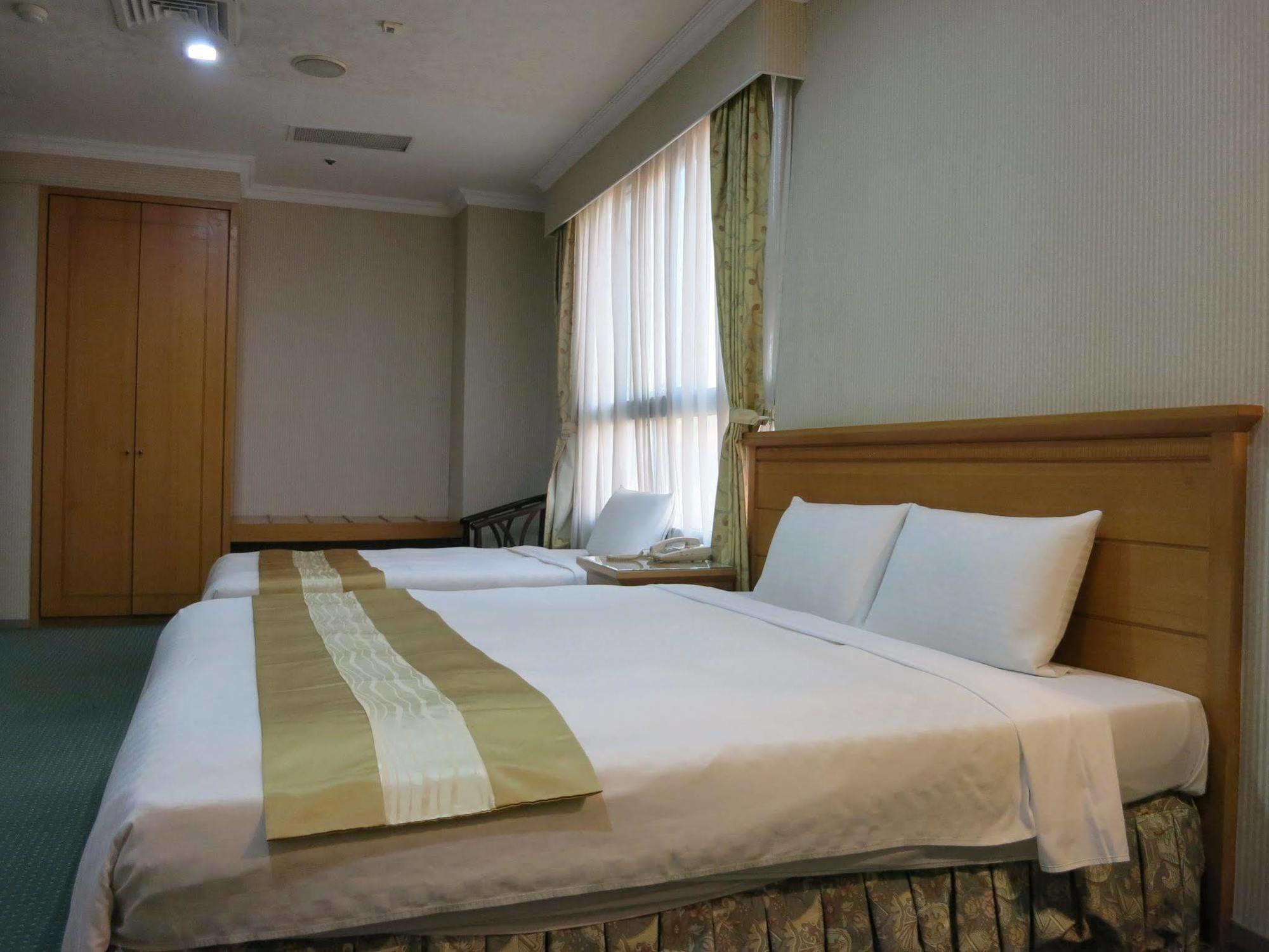 Formosa Corridor Hotel Taichung Exterior photo